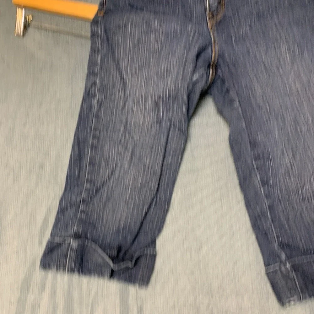 Levi's Perfectly Slimming Capri Jeans Womens 8P Blue Denim Dark Wash Stretch